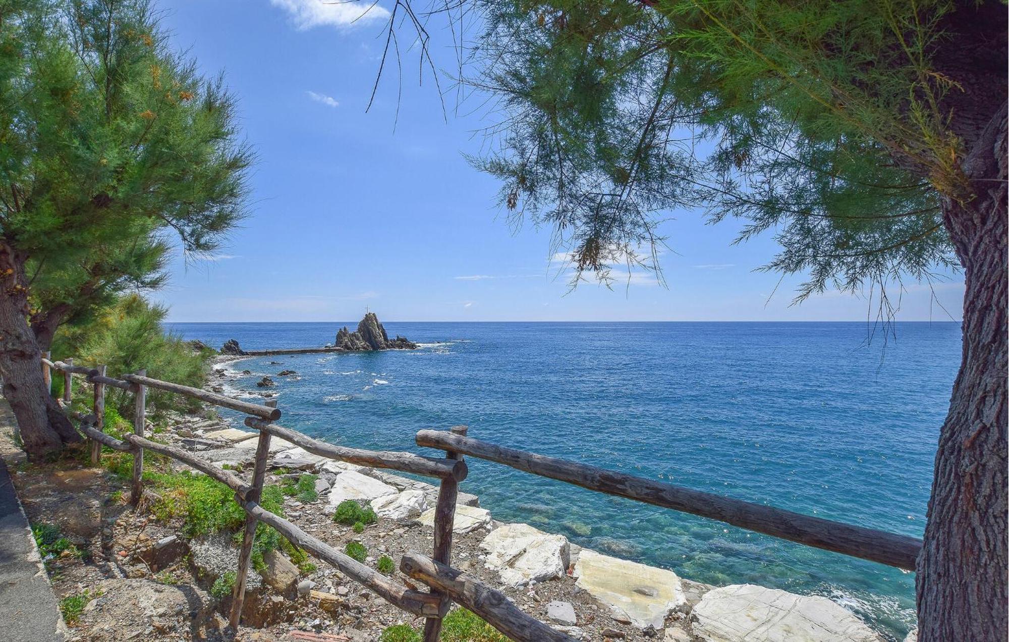 Beautiful Apartment In Moneglia With Kitchen المظهر الخارجي الصورة